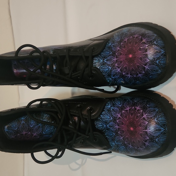 Purple Dragonfly Mandala Women's Boots Size 9 - Picture 9 of 13